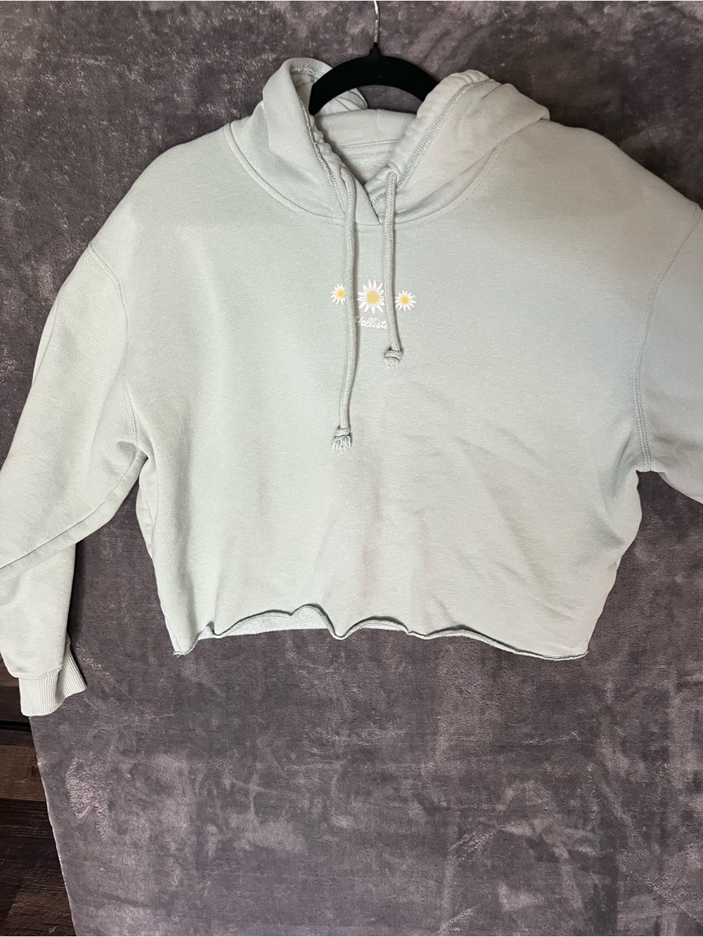 Hollister Cropped Daisy Embroidered Hoodie - Light Mint